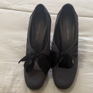 Ann Marino Women's Elegant Black Bow Heels